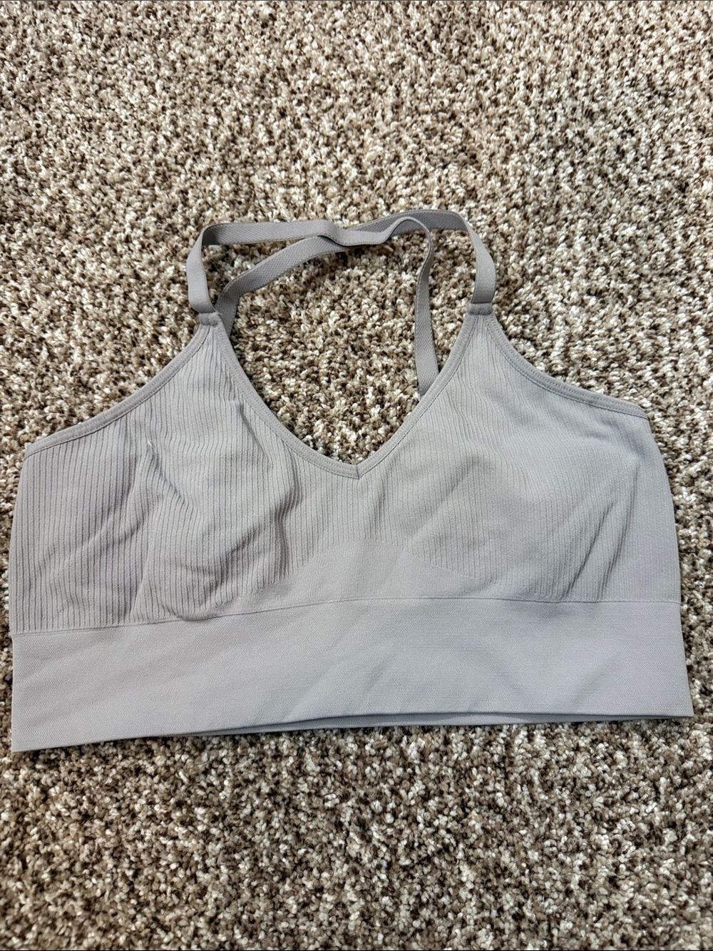 3 for $30 / H&M Light Gray Ribbed V-Neck Sports Bra